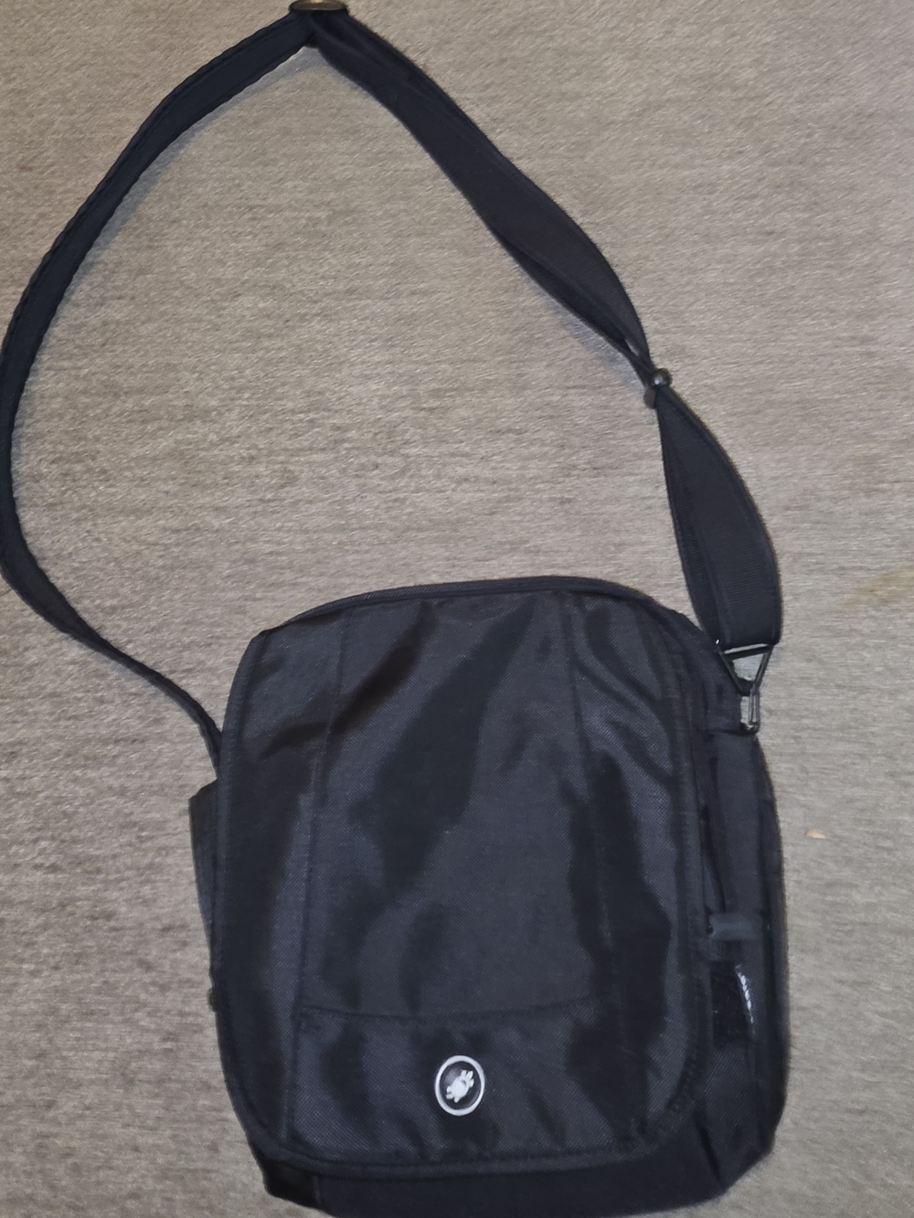 Pacsafe Unisex adult  Crossbody Tablet for Women & Men Metrosafe